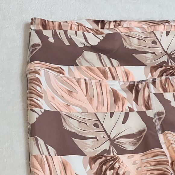 NWT Nike Tropical Print High Rise Crop Leggings - Size XL - Picture 12 of 12